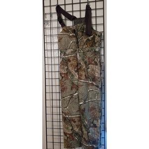 Redhead youth/woman hunting bib